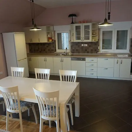 Apartamento Toholj